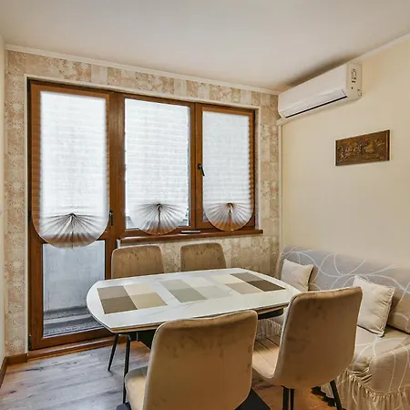 Apartment Super 2 Bedroom With Ac